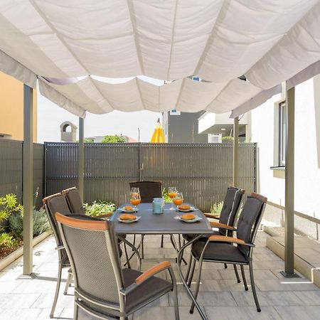 شقة New, Private Heated Swimming Pool, Free Parking, Trogir Centar المظهر الخارجي الصورة