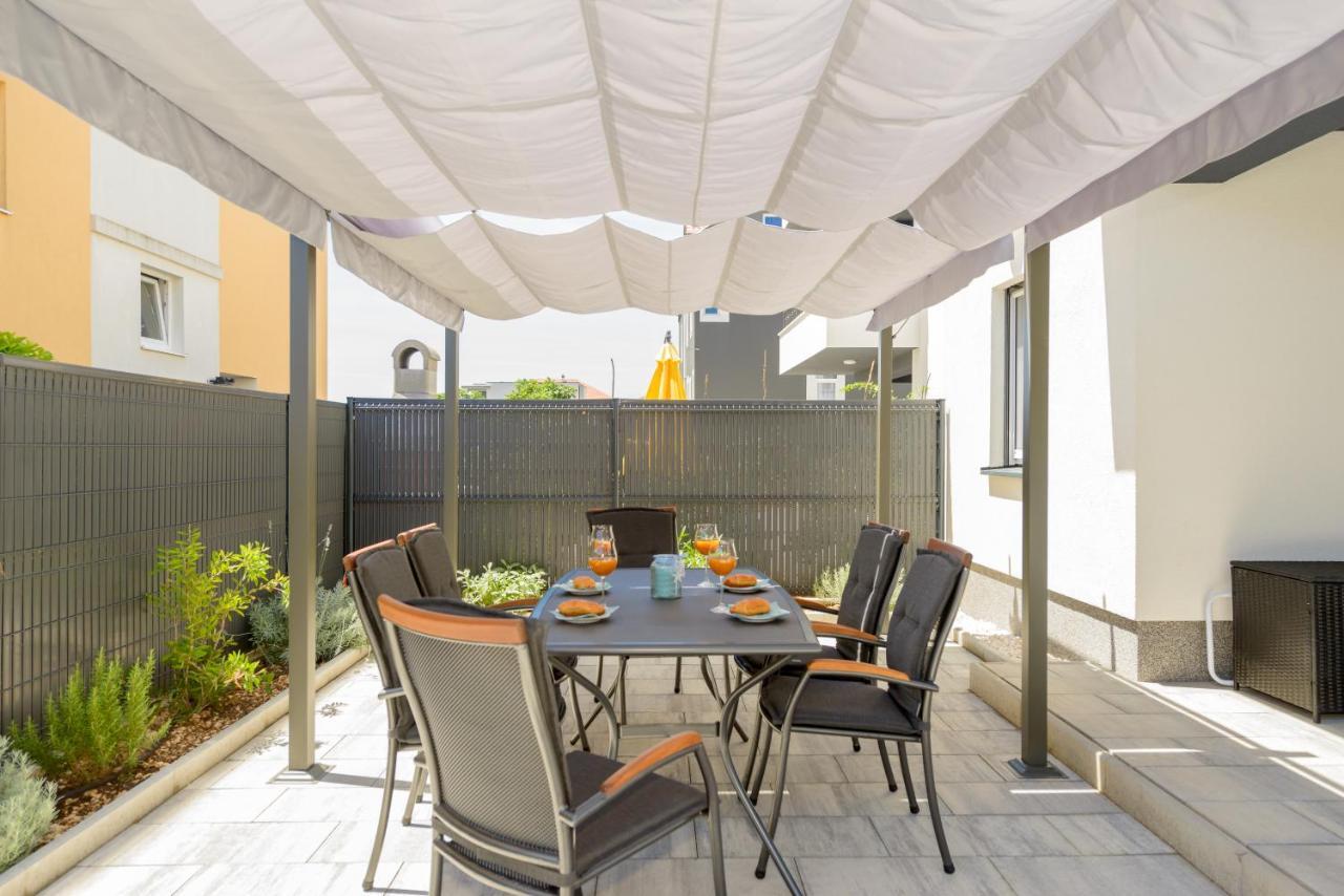 شقة New, Private Heated Swimming Pool, Free Parking, Trogir Centar المظهر الخارجي الصورة