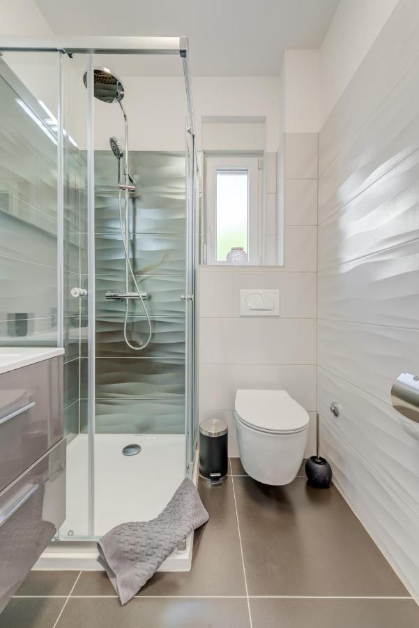 شقة New, Private Heated Swimming Pool, Free Parking, Trogir Centar المظهر الخارجي الصورة