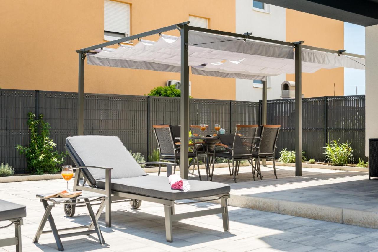 شقة New, Private Heated Swimming Pool, Free Parking, Trogir Centar المظهر الخارجي الصورة